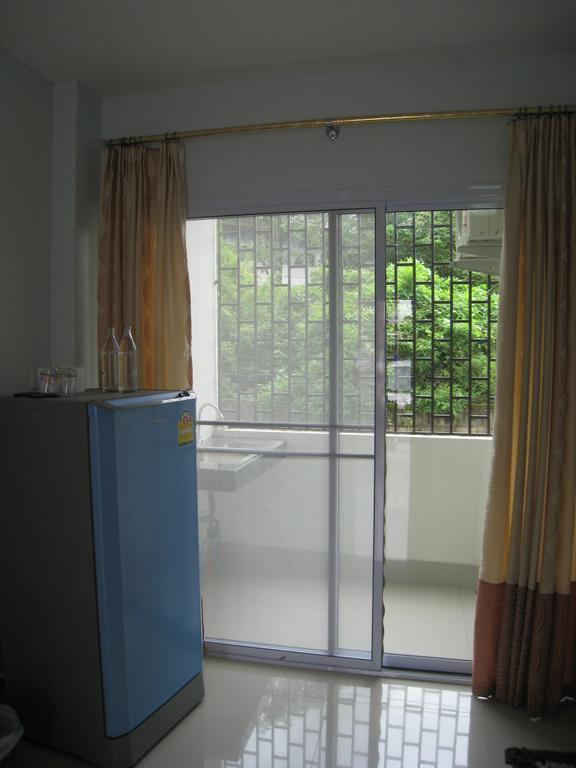Grand Perfect Apartment Udon Thani Zimmer foto