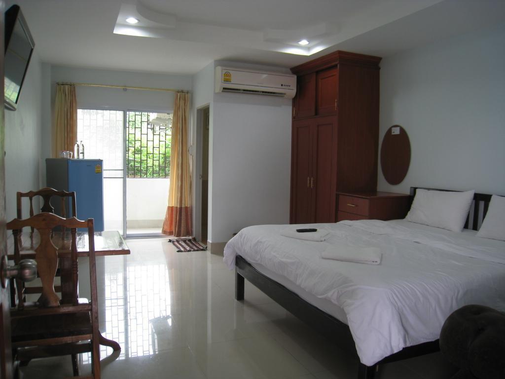 Grand Perfect Apartment Udon Thani Zimmer foto